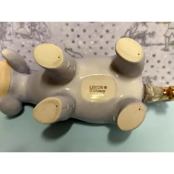 Lenox Disney Eeyore ceramic creamer (missing Top) - Picture 5 of 7